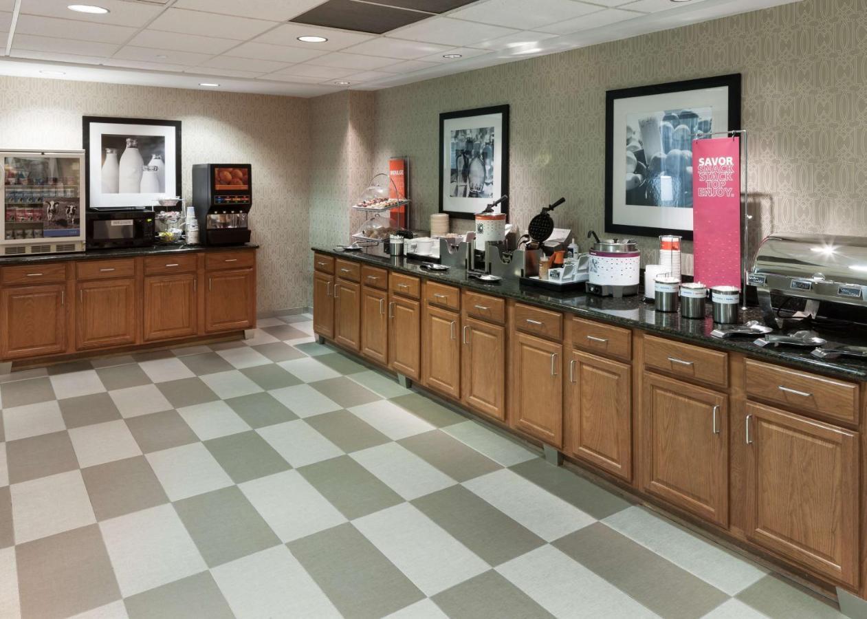 Hampton Inn & Suites Davenport Zewnętrze zdjęcie