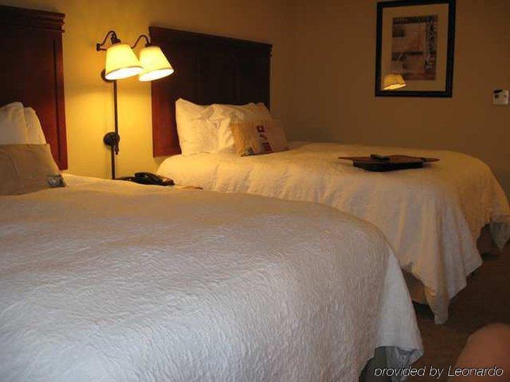 Hampton Inn & Suites Davenport Pokój zdjęcie