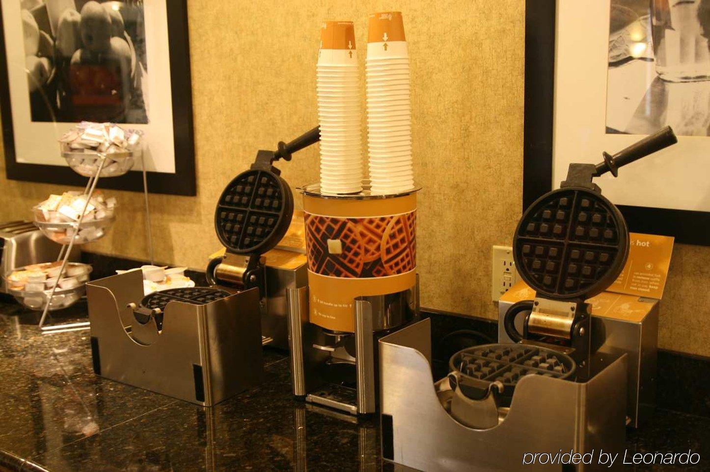 Hampton Inn & Suites Davenport Restauracja zdjęcie